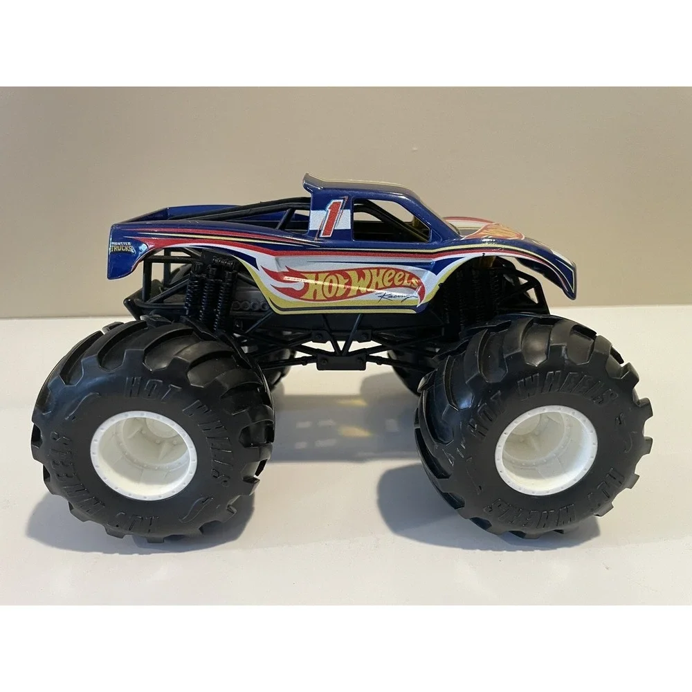 Hot Wheels Monster Jam‎ Monster Truck #1 - 1:24 Scale Vehicle 2018